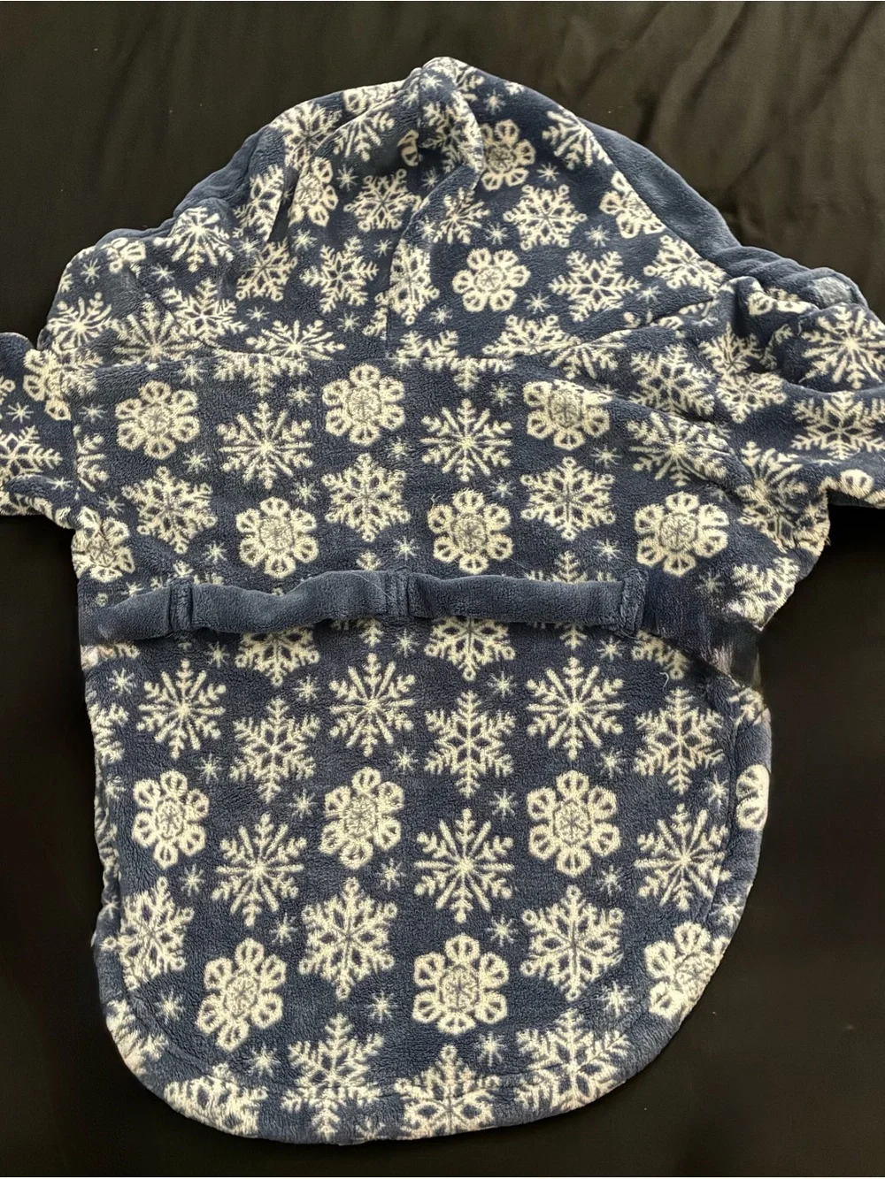 Cozy Navy Snowflake Dog Robe - Pet Bathrobe for Large Dogs